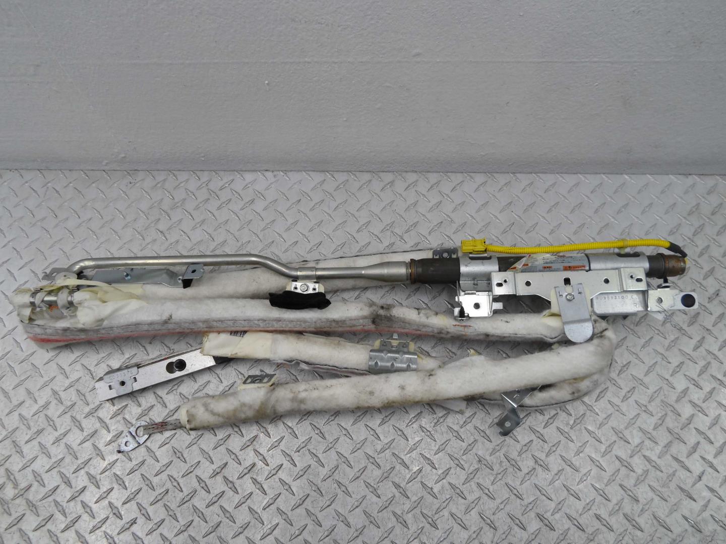 Подушка безопасности боковая (шторка)