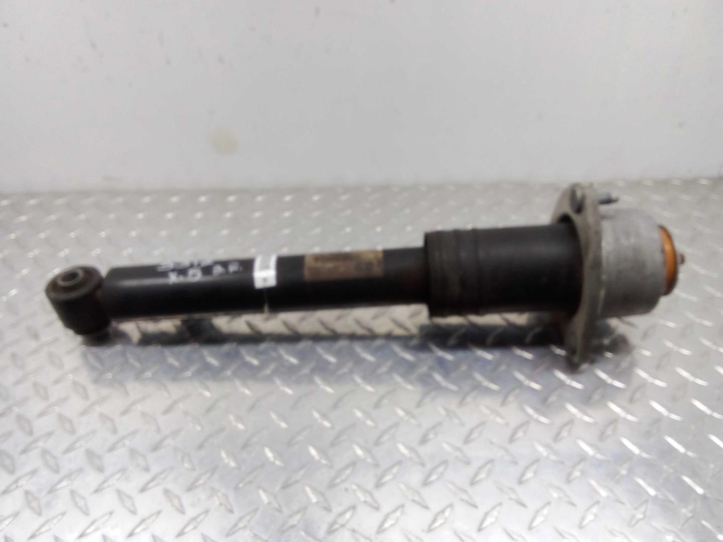 Амортизатор задний правый