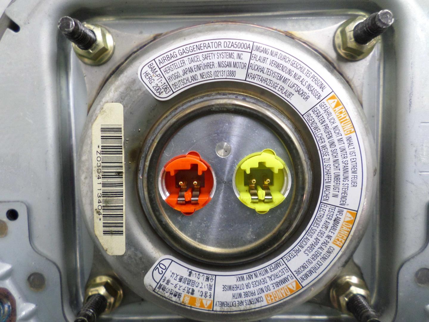 Подушка безопасности в рулевое колесо