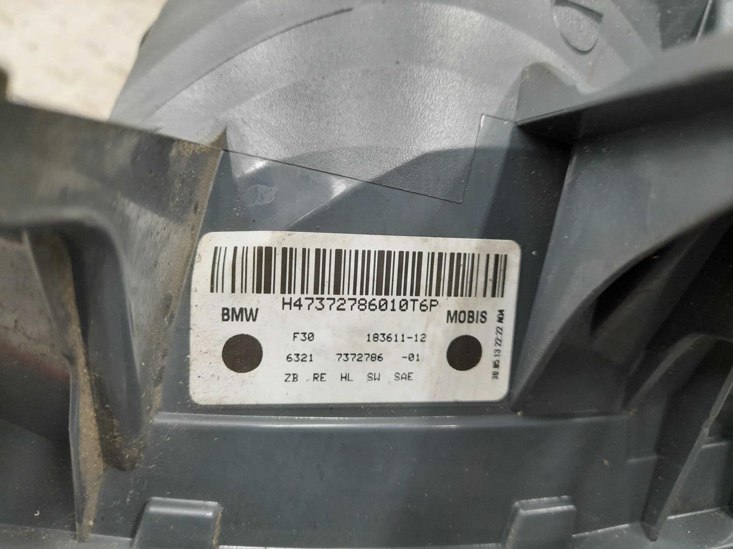 Фонарь задний наружный правый