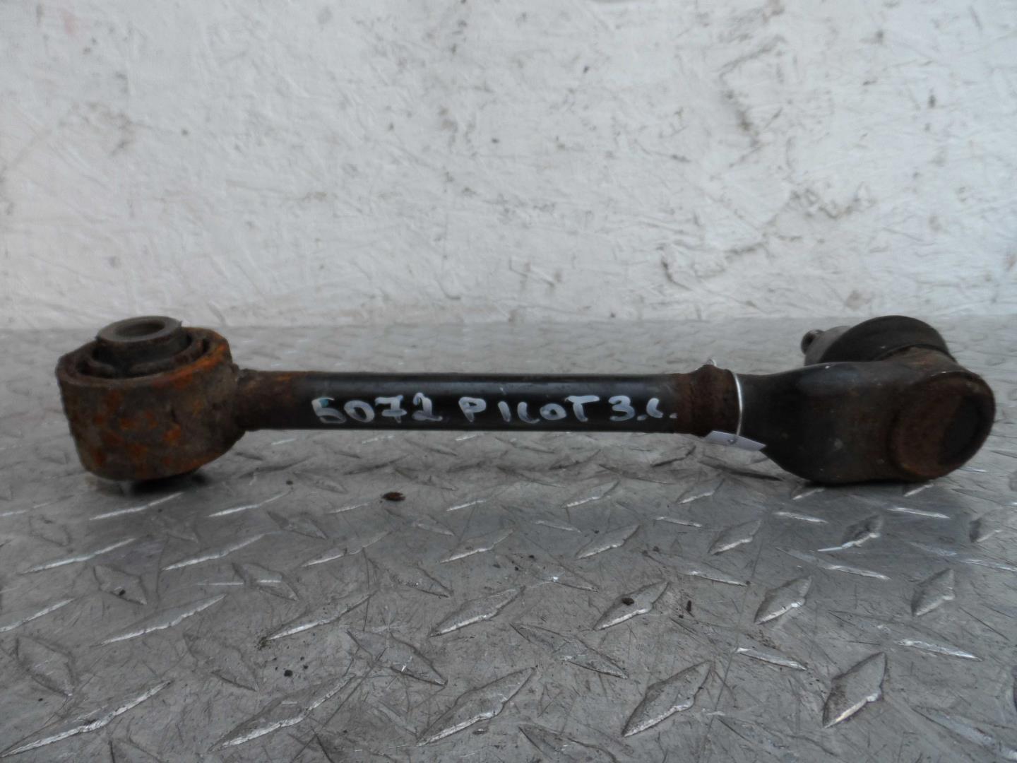 Рычаг задний левый