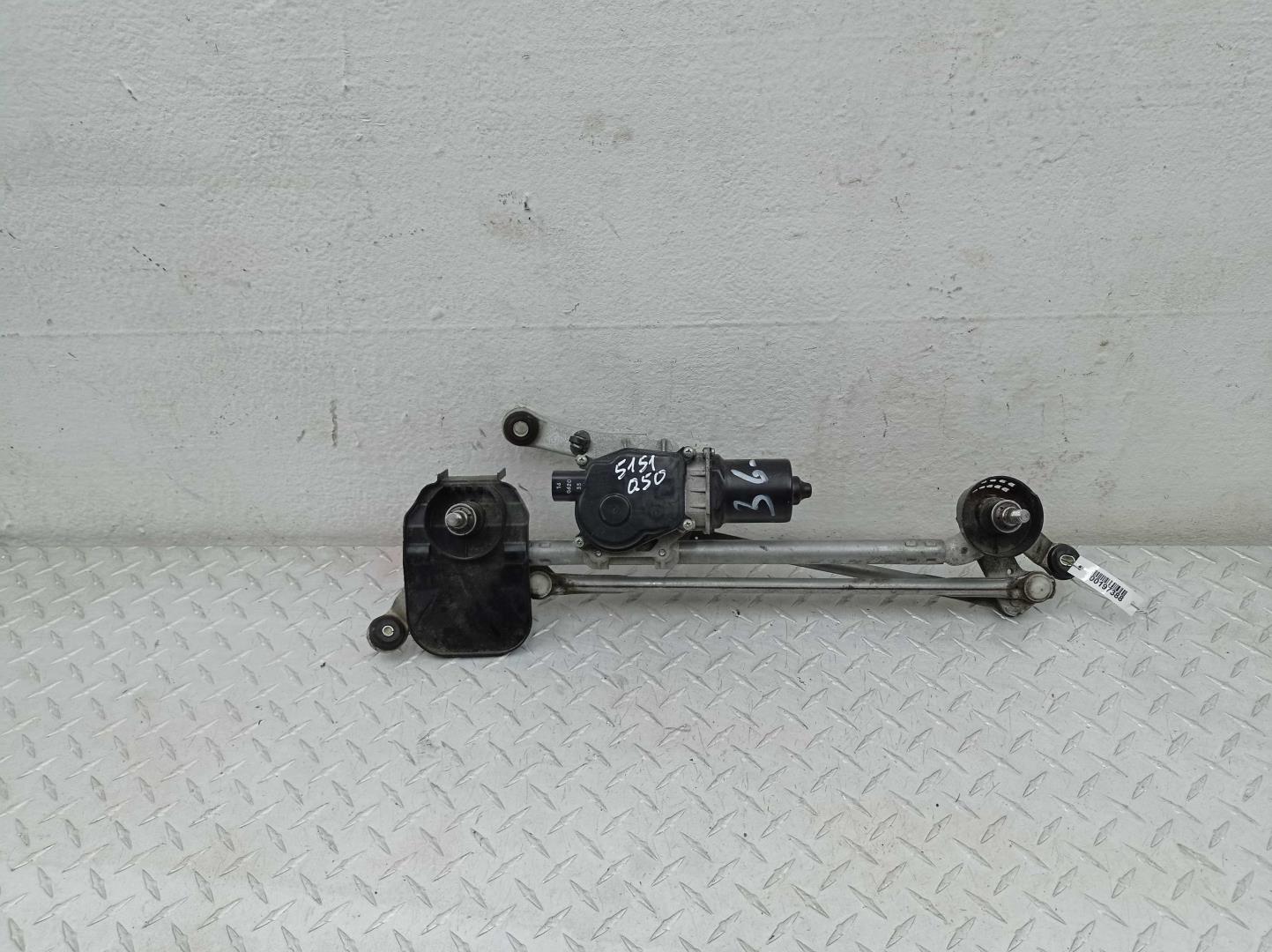 Трапеция стеклоочистителей