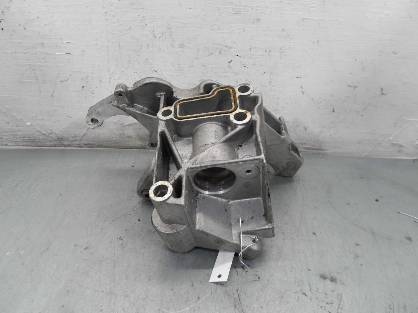 Кронштейн ГУР