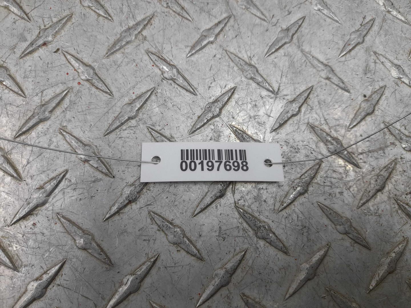 Фонарь задний наружный левый