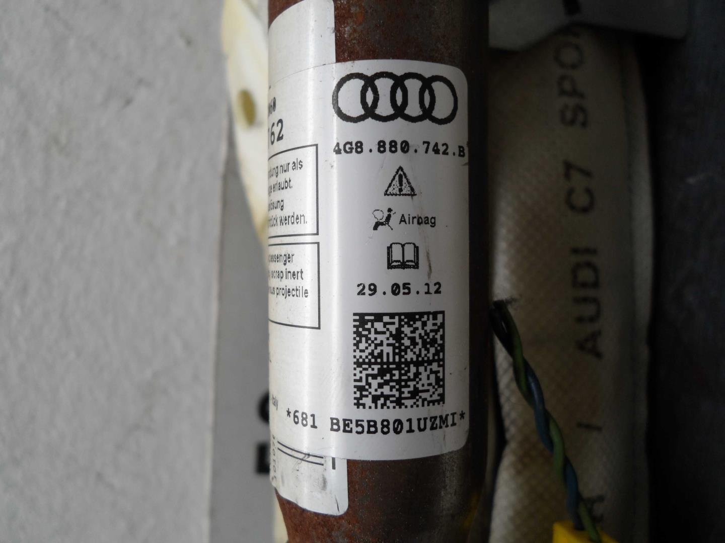 Подушка безопасности боковая (шторка)