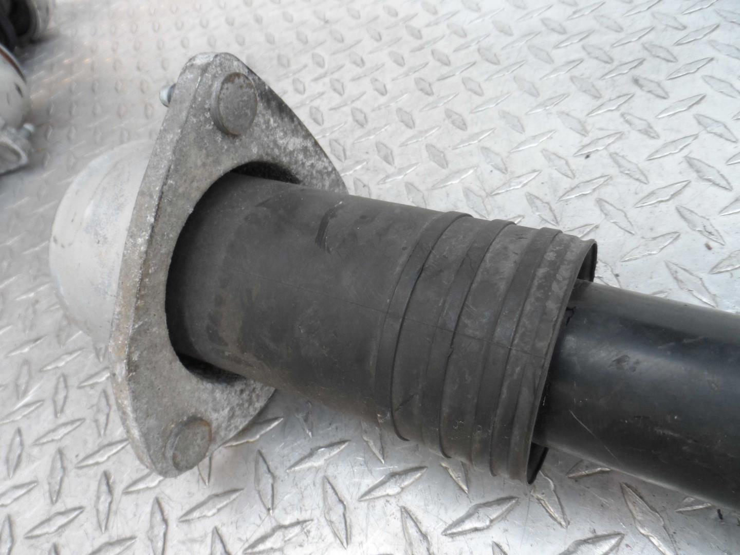 Амортизатор задний левый