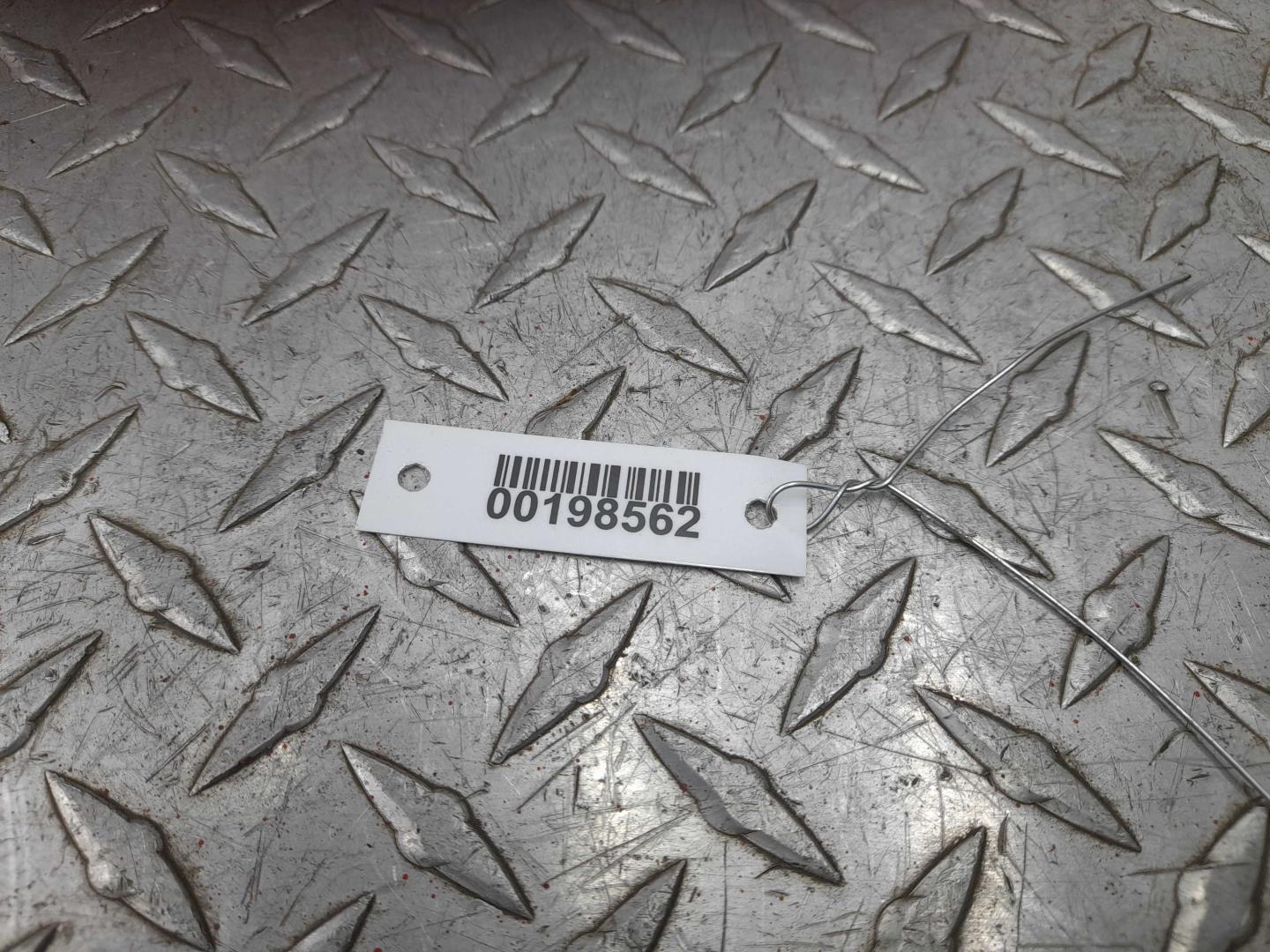 Фонарь задний наружный правый