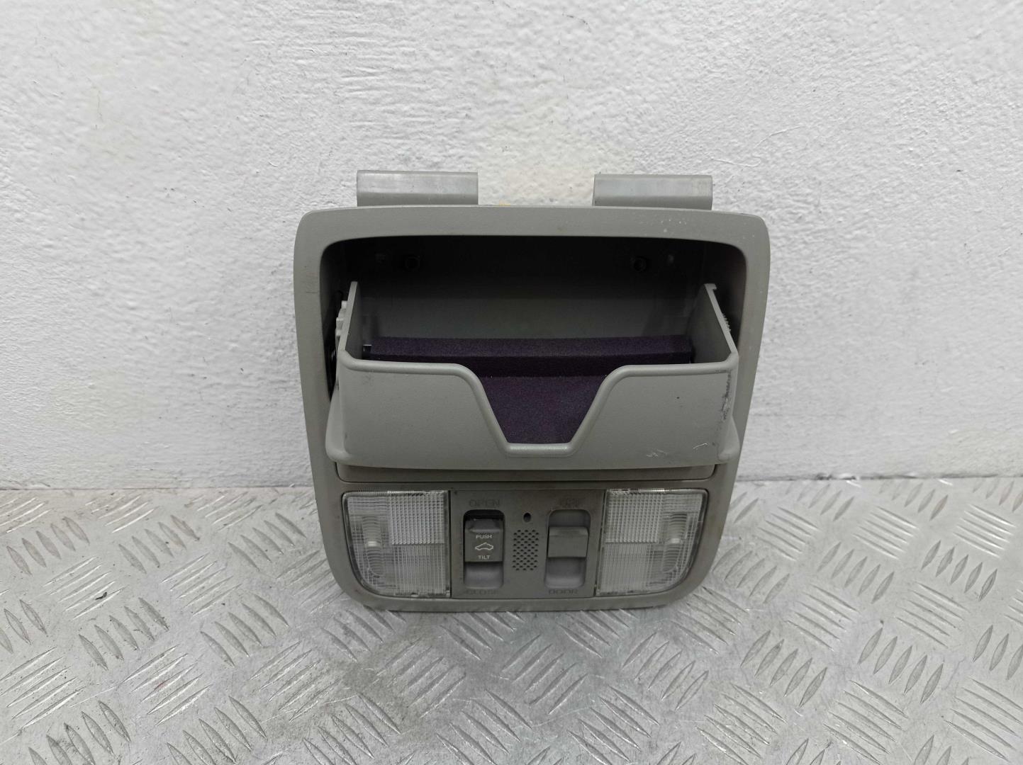 Плафон салонный