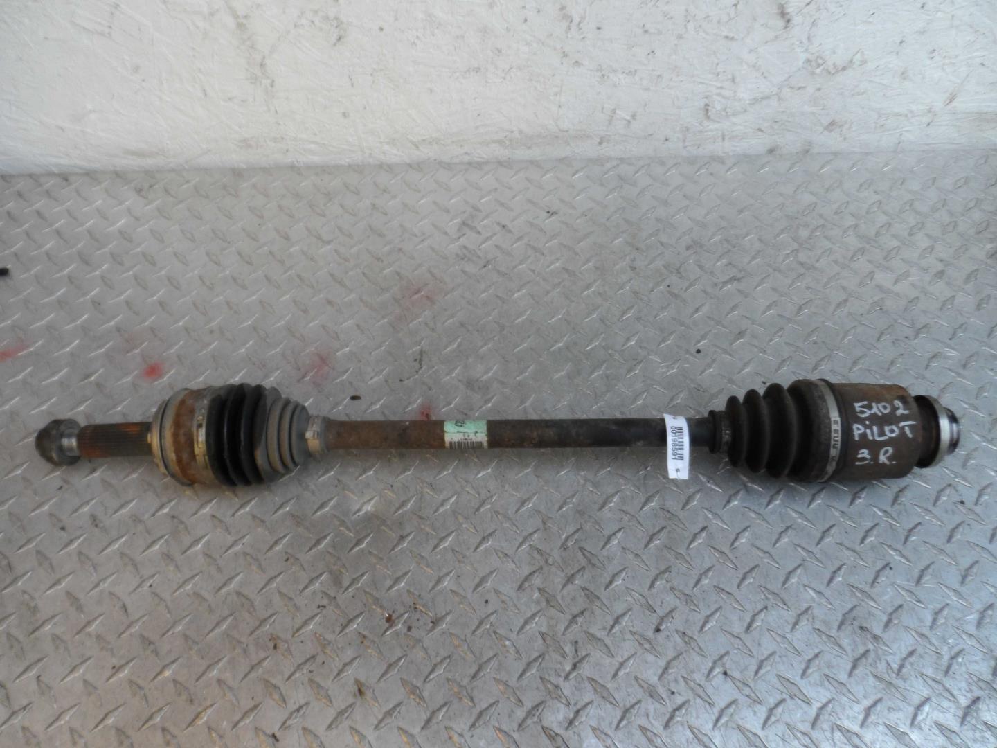 Полуось задняя правая