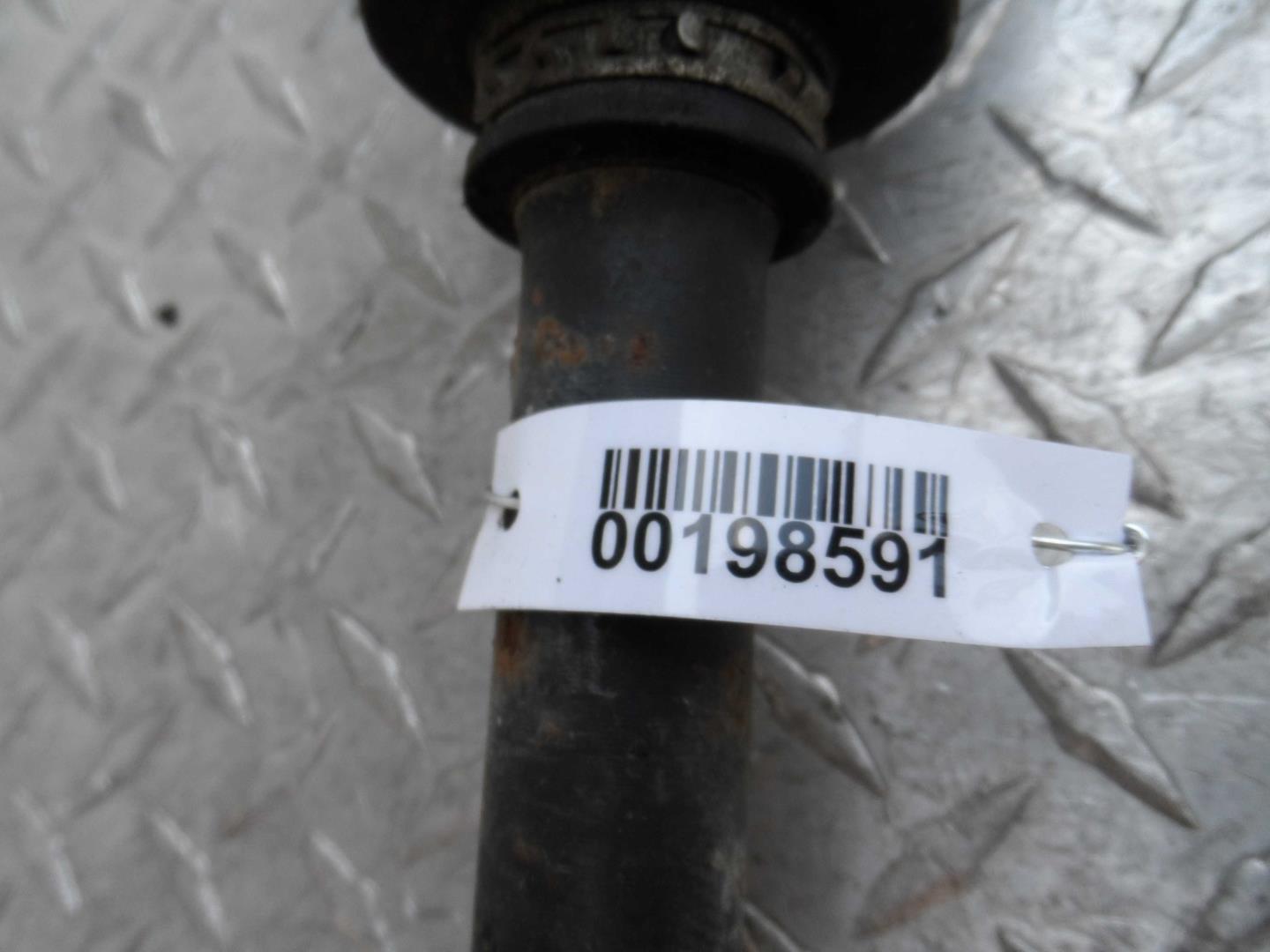 Полуось задняя правая