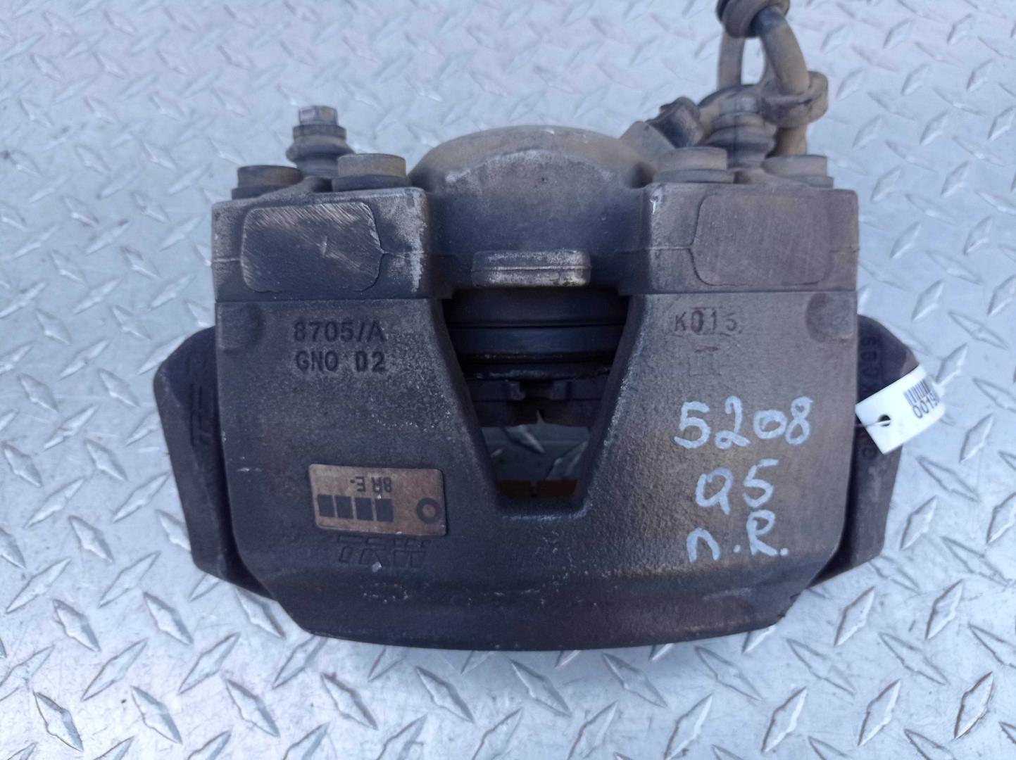 Суппорт передний правый