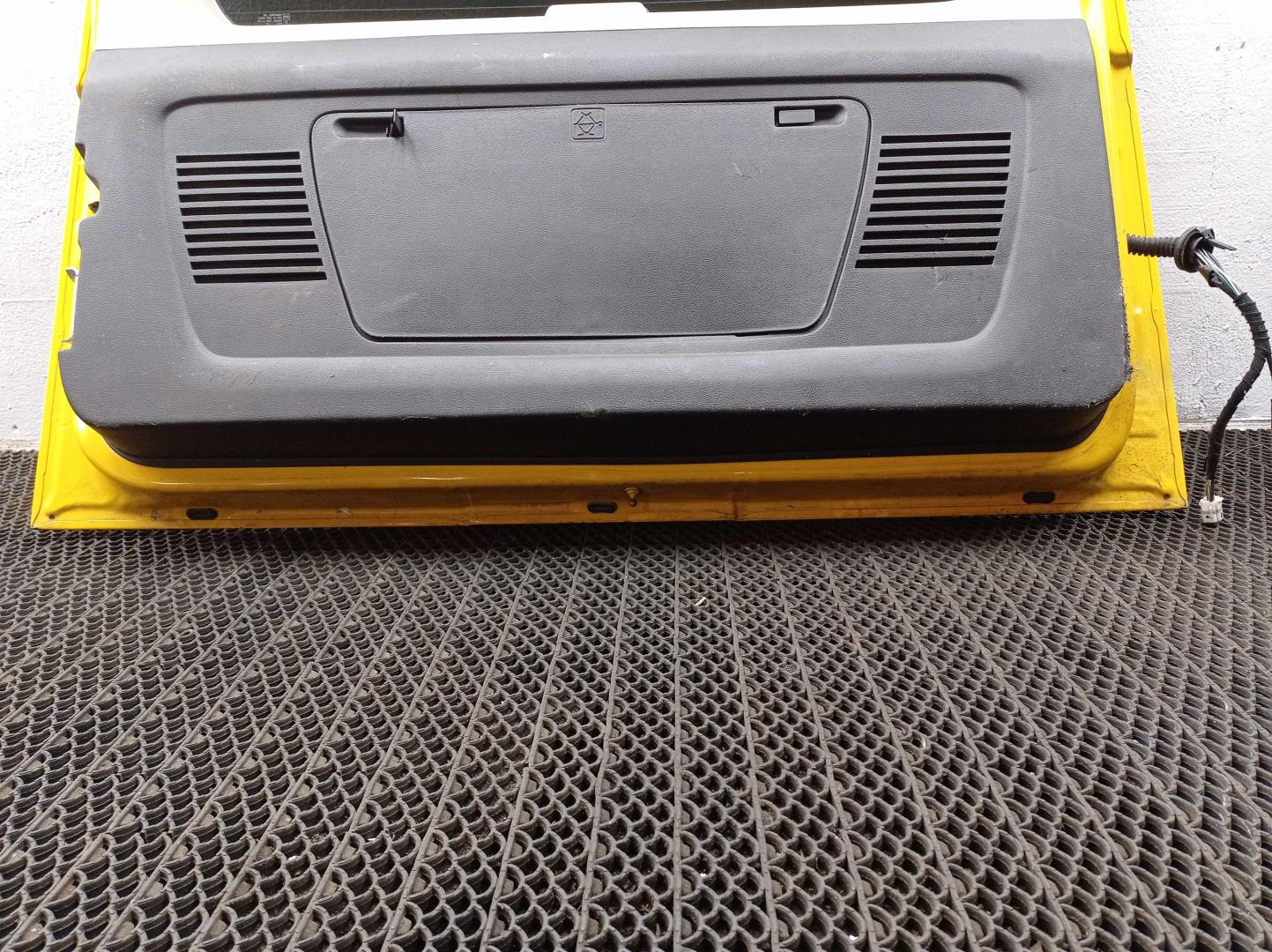 Крышка багажника