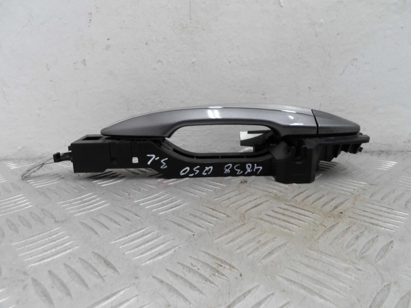 Ручка двери задней наружная левая