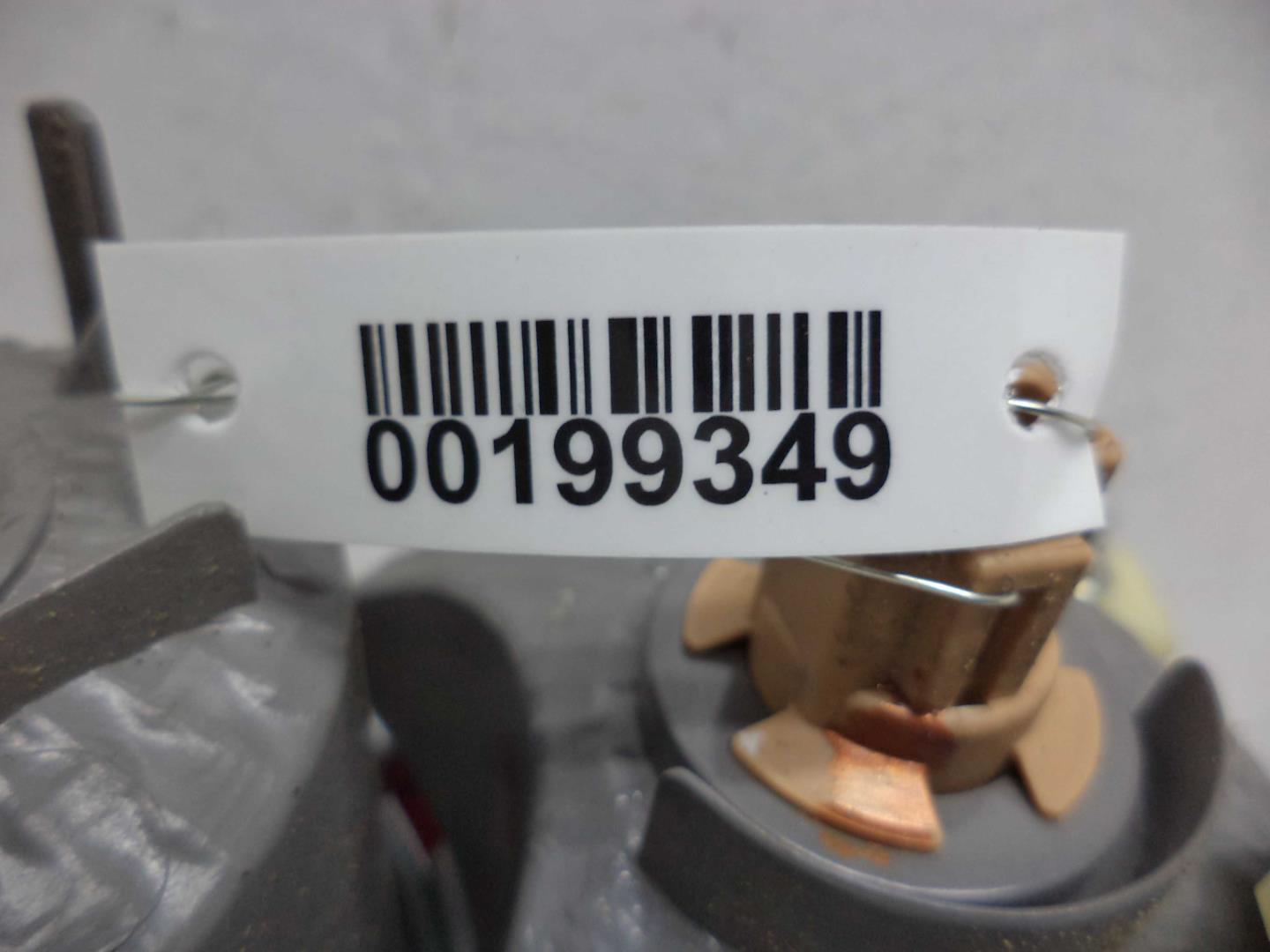 Фонарь задний внутренний левый