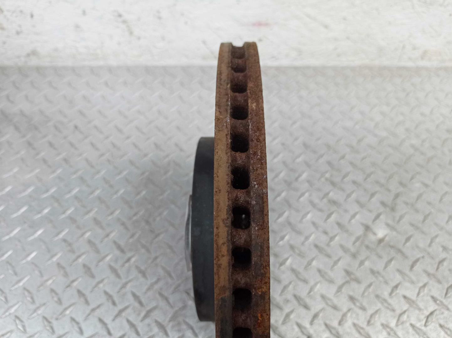 Диск тормозной передний вентилируемый