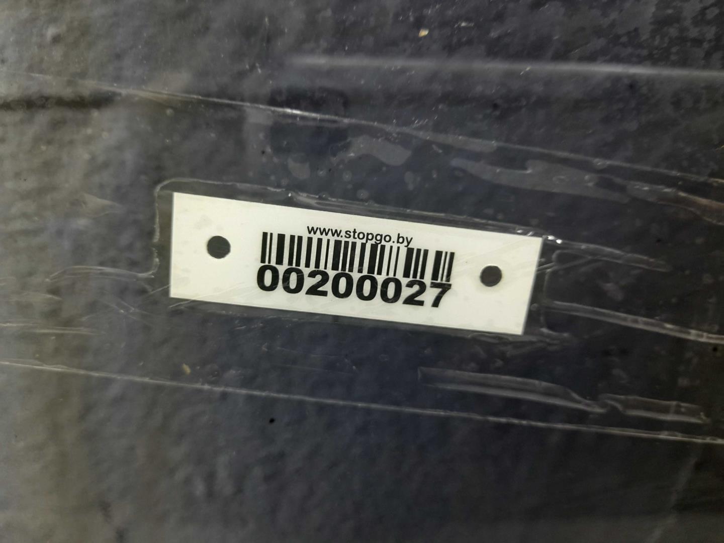 Стекло двери задней правой