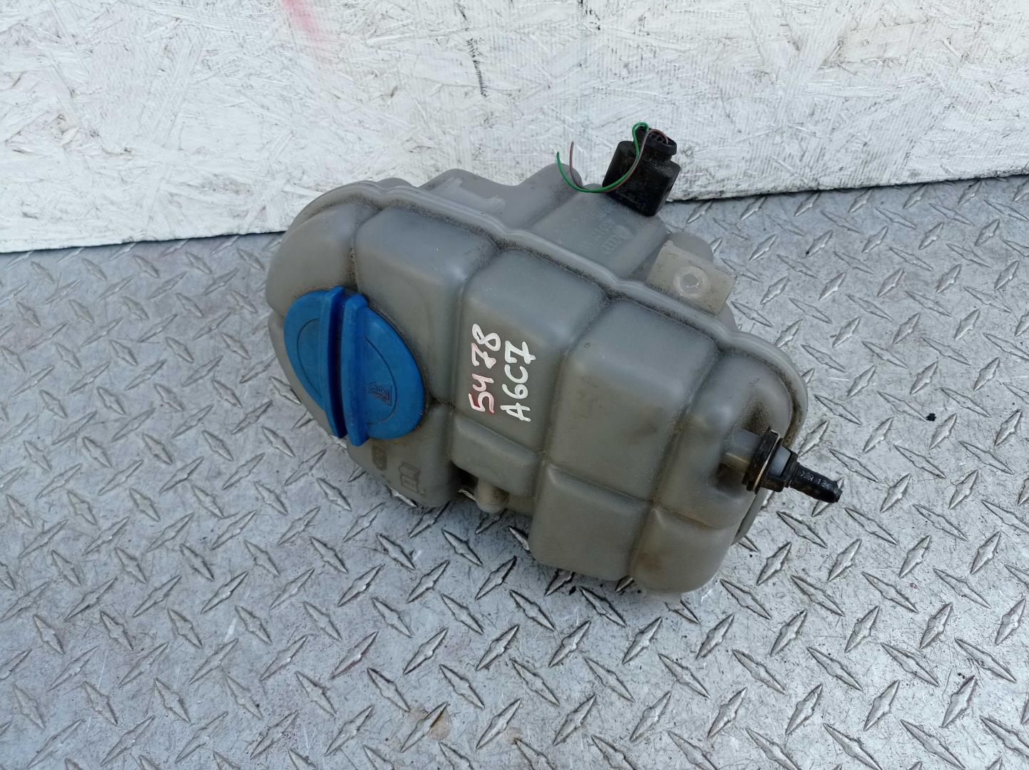 Бачок расширительный