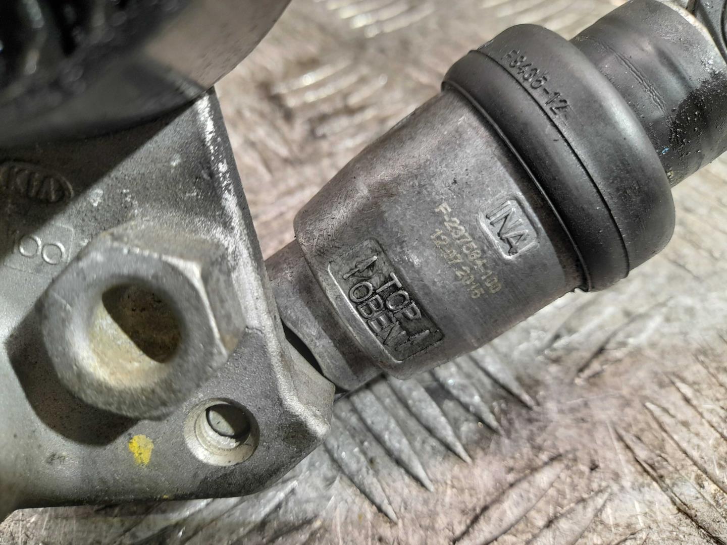 Натяжитель ремня