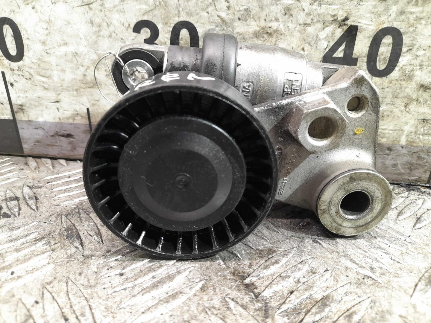 Натяжитель ремня