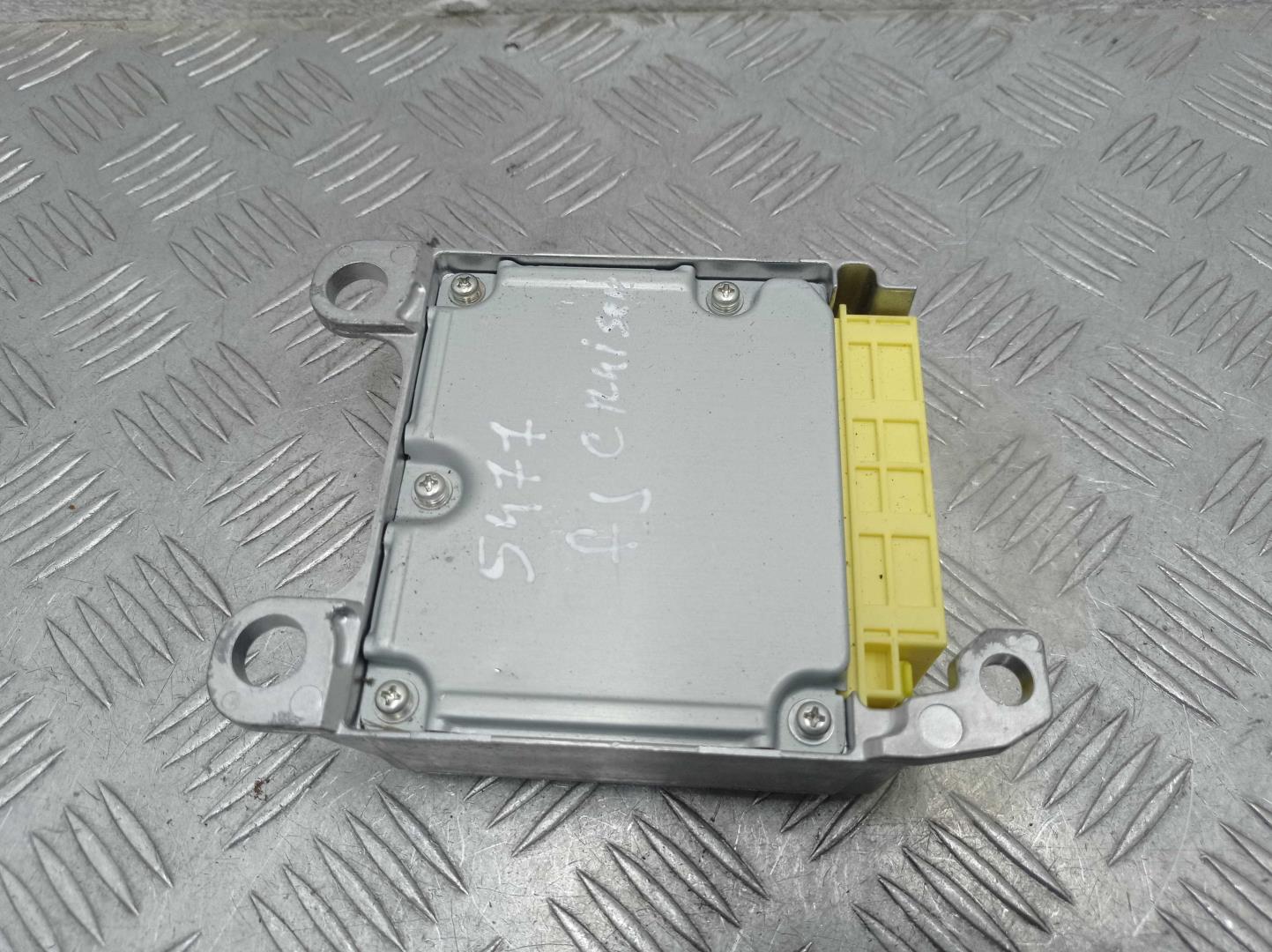 Блок управления подушек безопасности (AIR BAG)