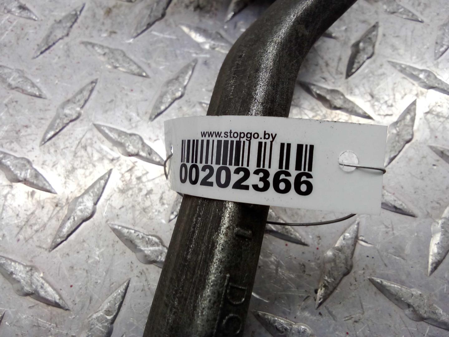 Рычаг передний нижний левый