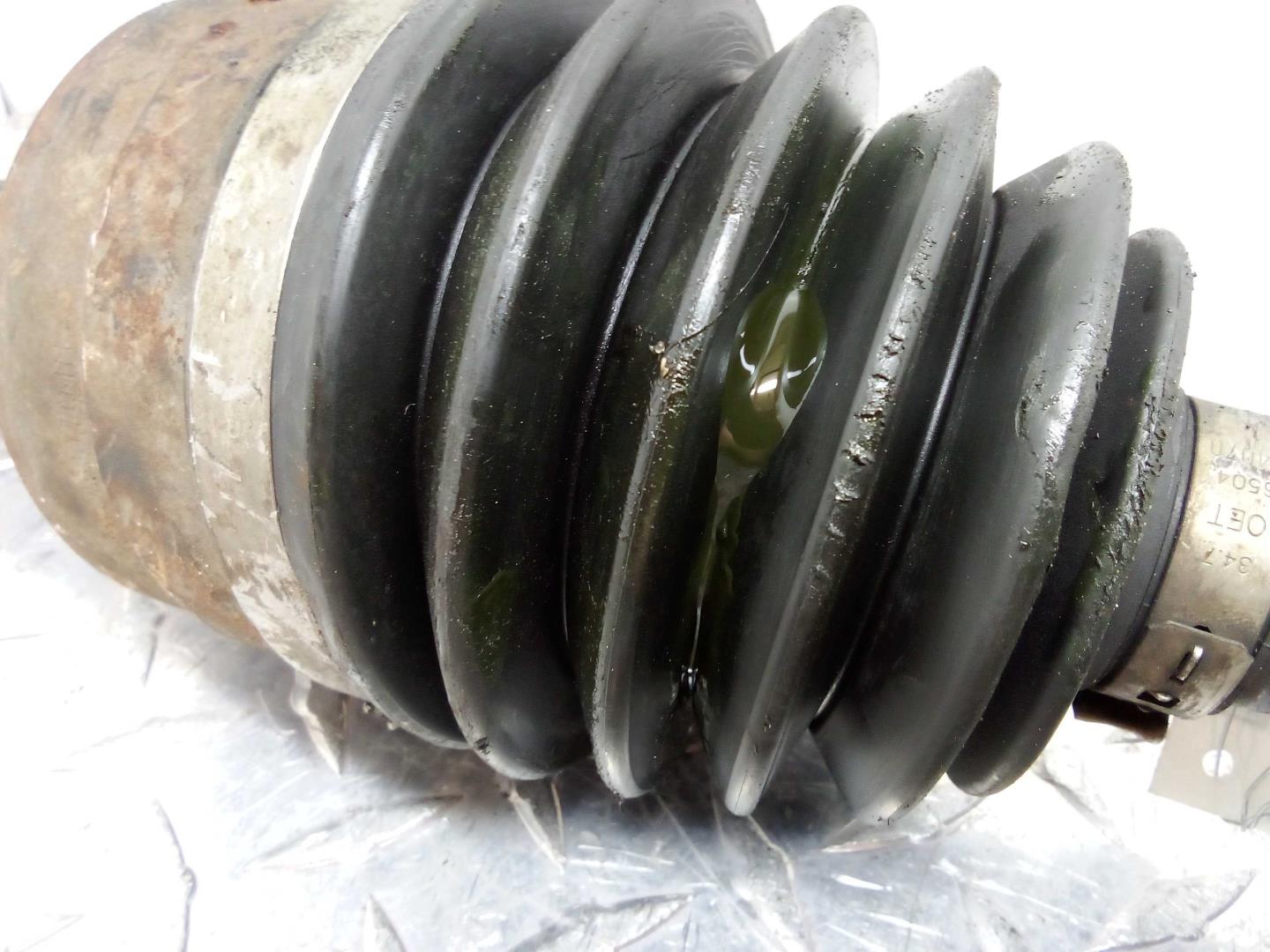 Полуось передняя правая