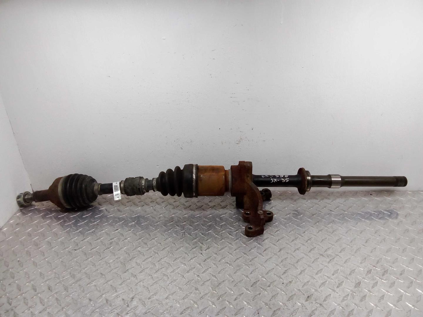 Полуось передняя правая