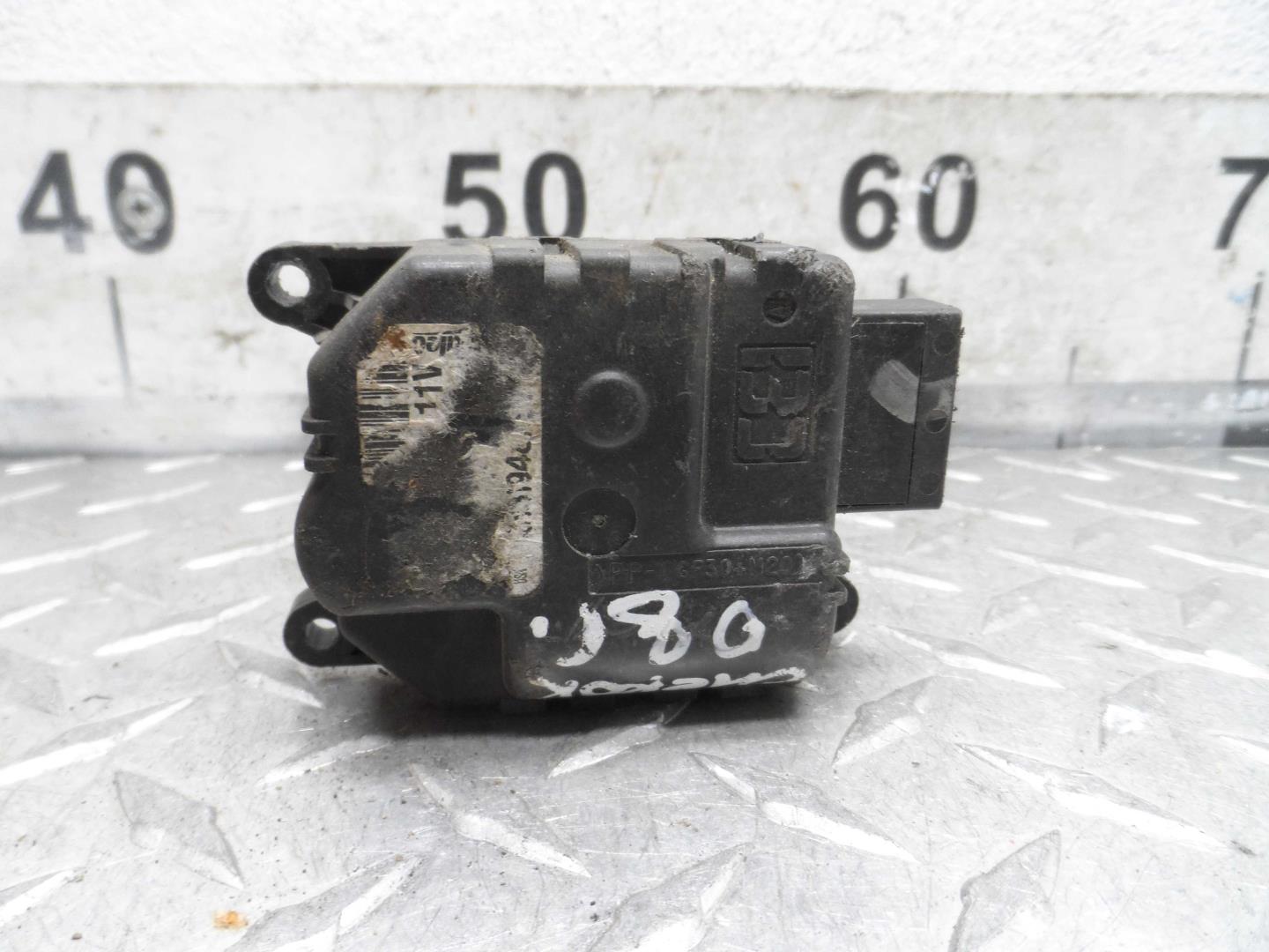 Моторчик заслонки печки