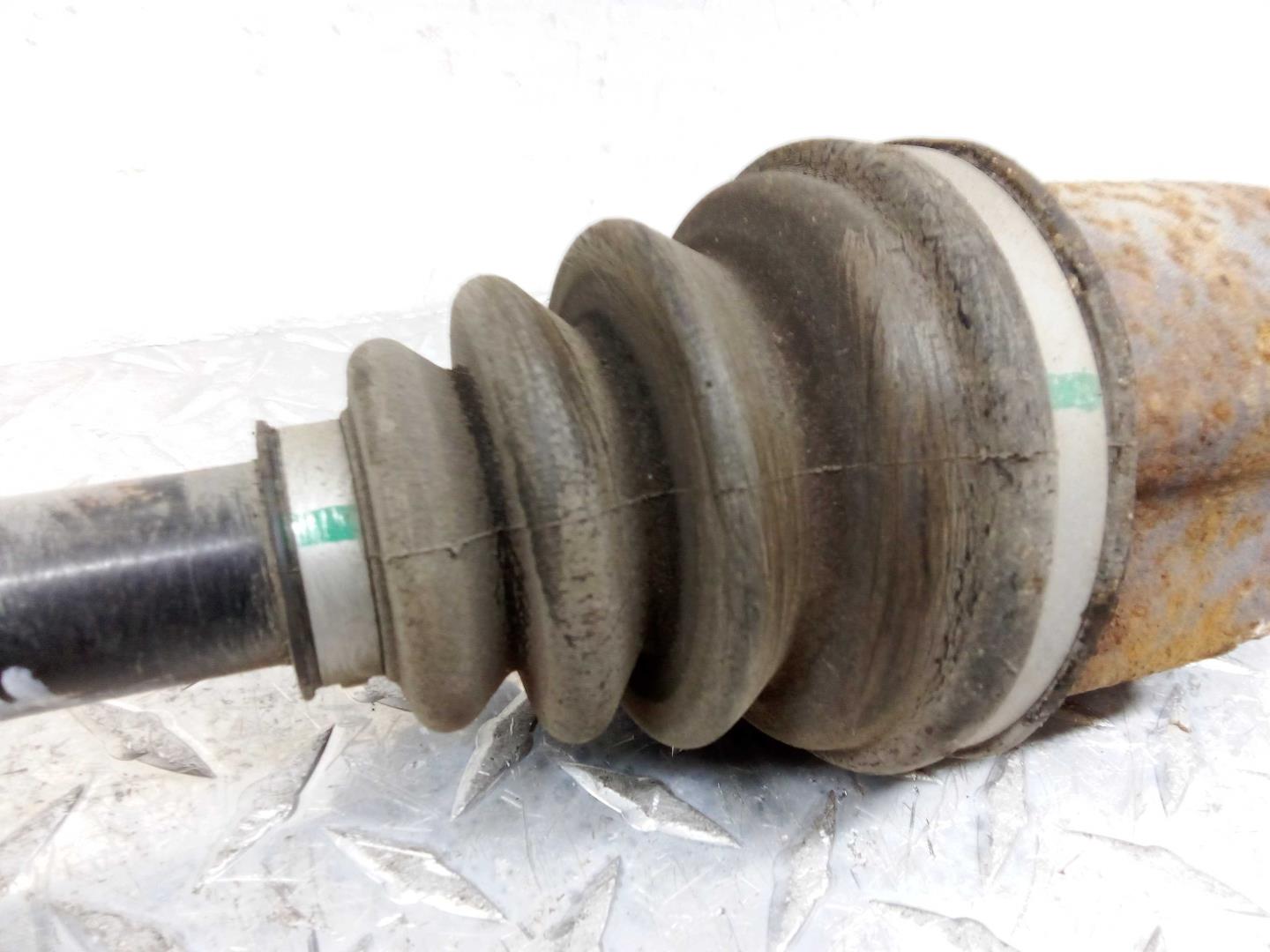 Полуось задняя правая