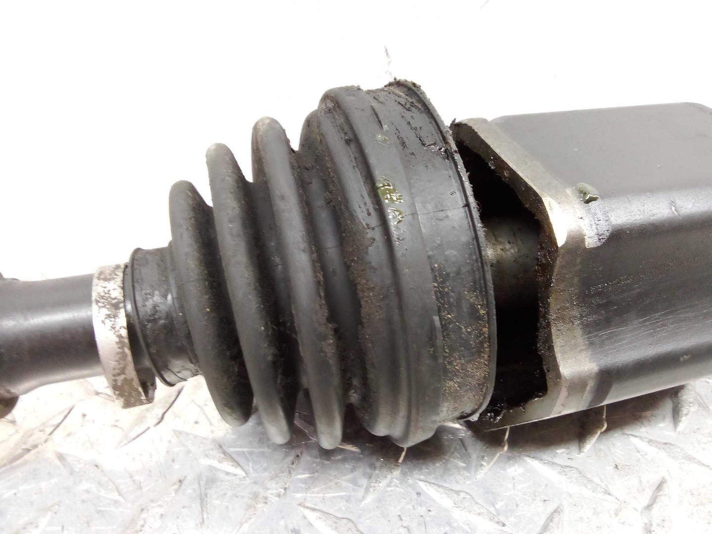 Полуось передняя правая