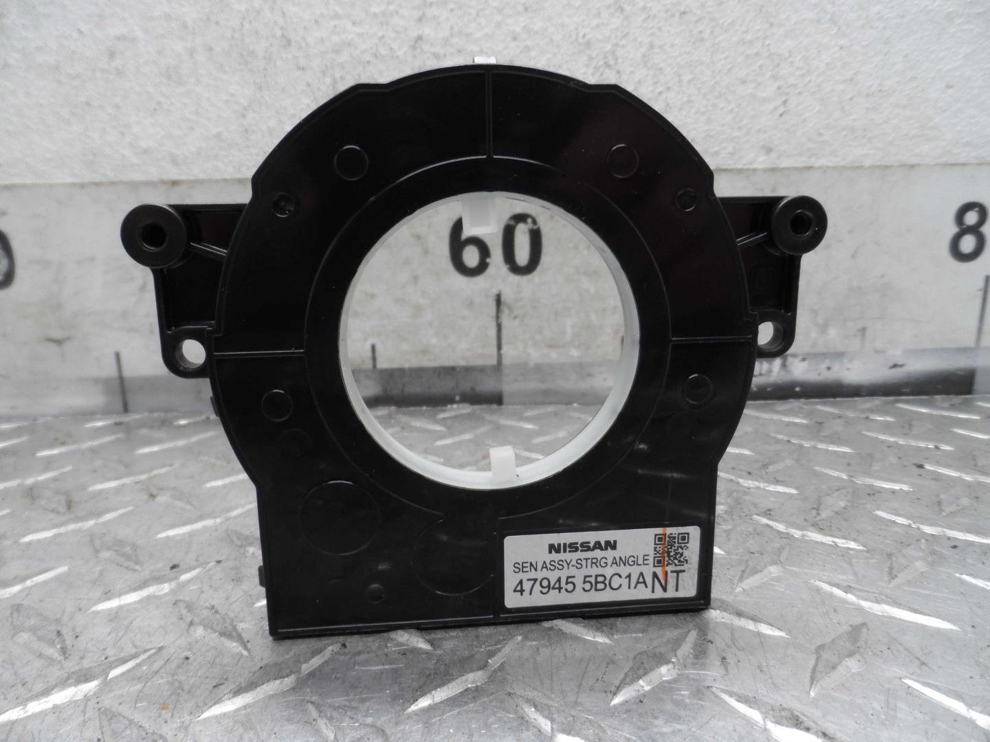 Датчик угла поворота рулевого колеса