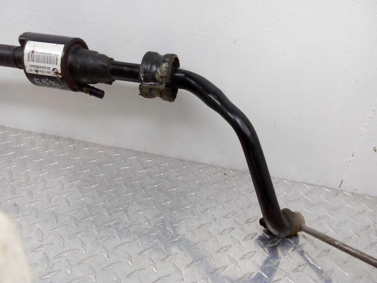 Стабилизатор передний