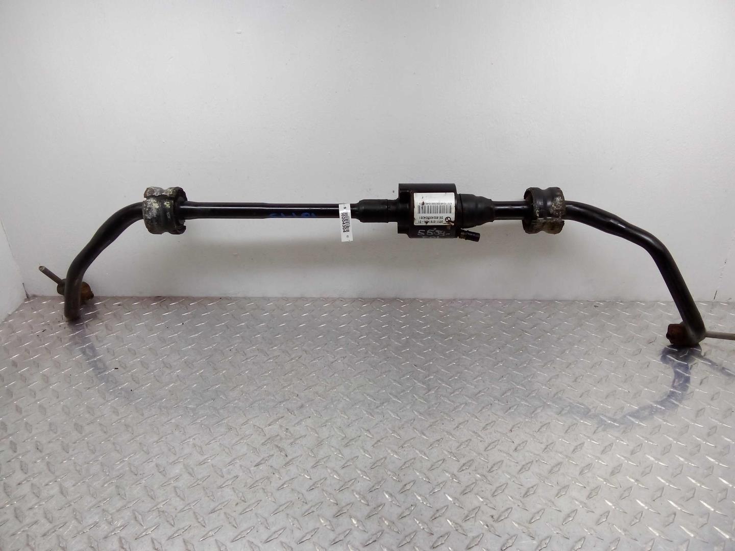 Стабилизатор передний