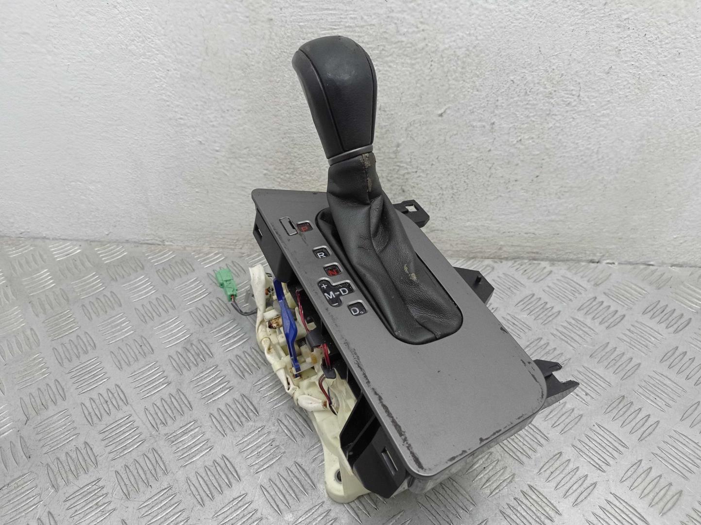 Кулиса МКПП / АКПП