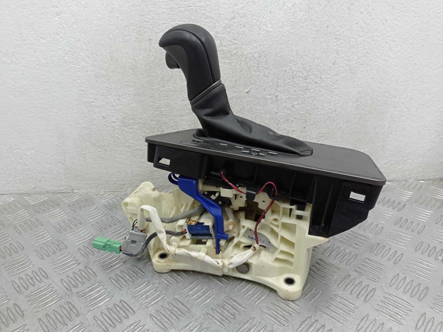 Кулиса МКПП / АКПП