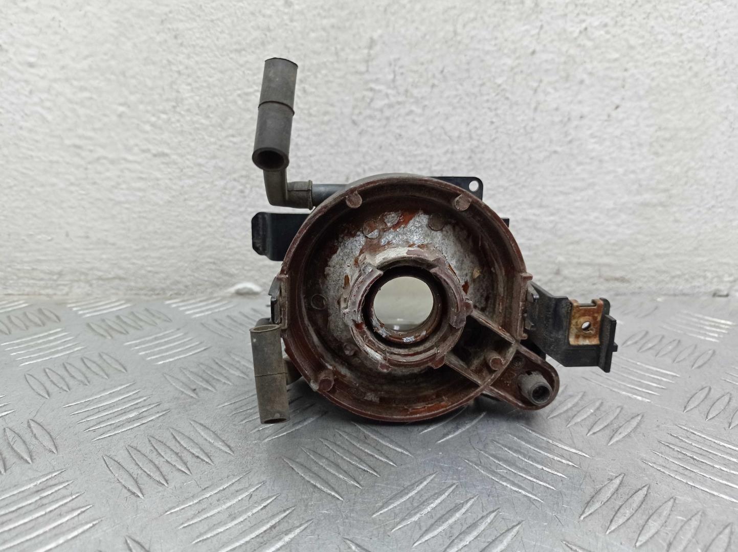 Фара противотуманная левая