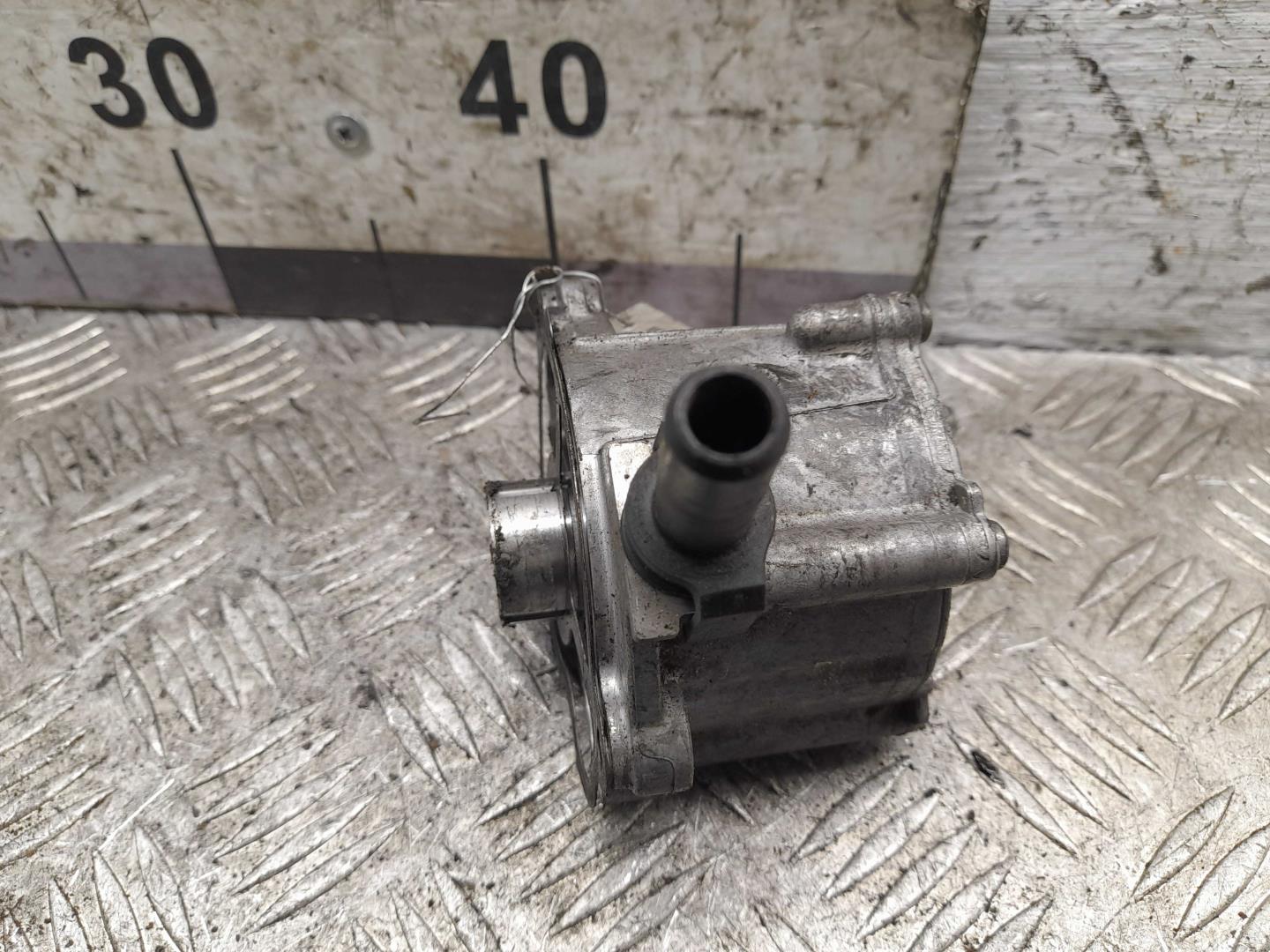 Насос вакуумный