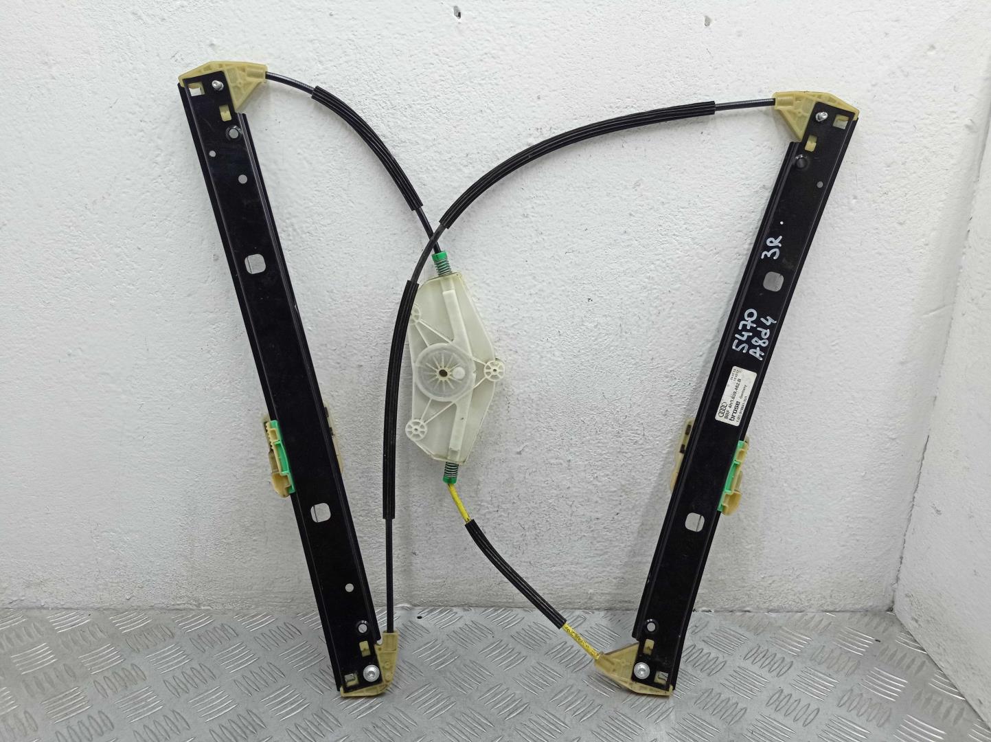 Стеклоподъемник электр. задний правый