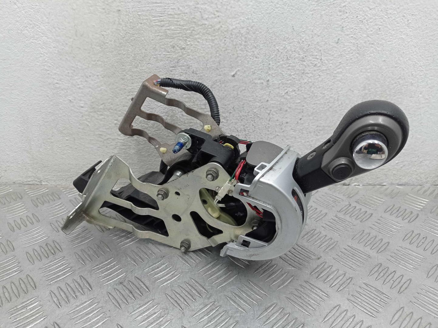 Кулиса МКПП / АКПП