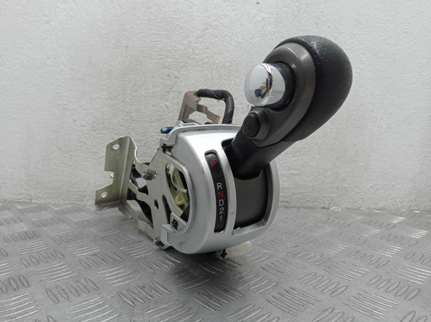 Кулиса МКПП / АКПП