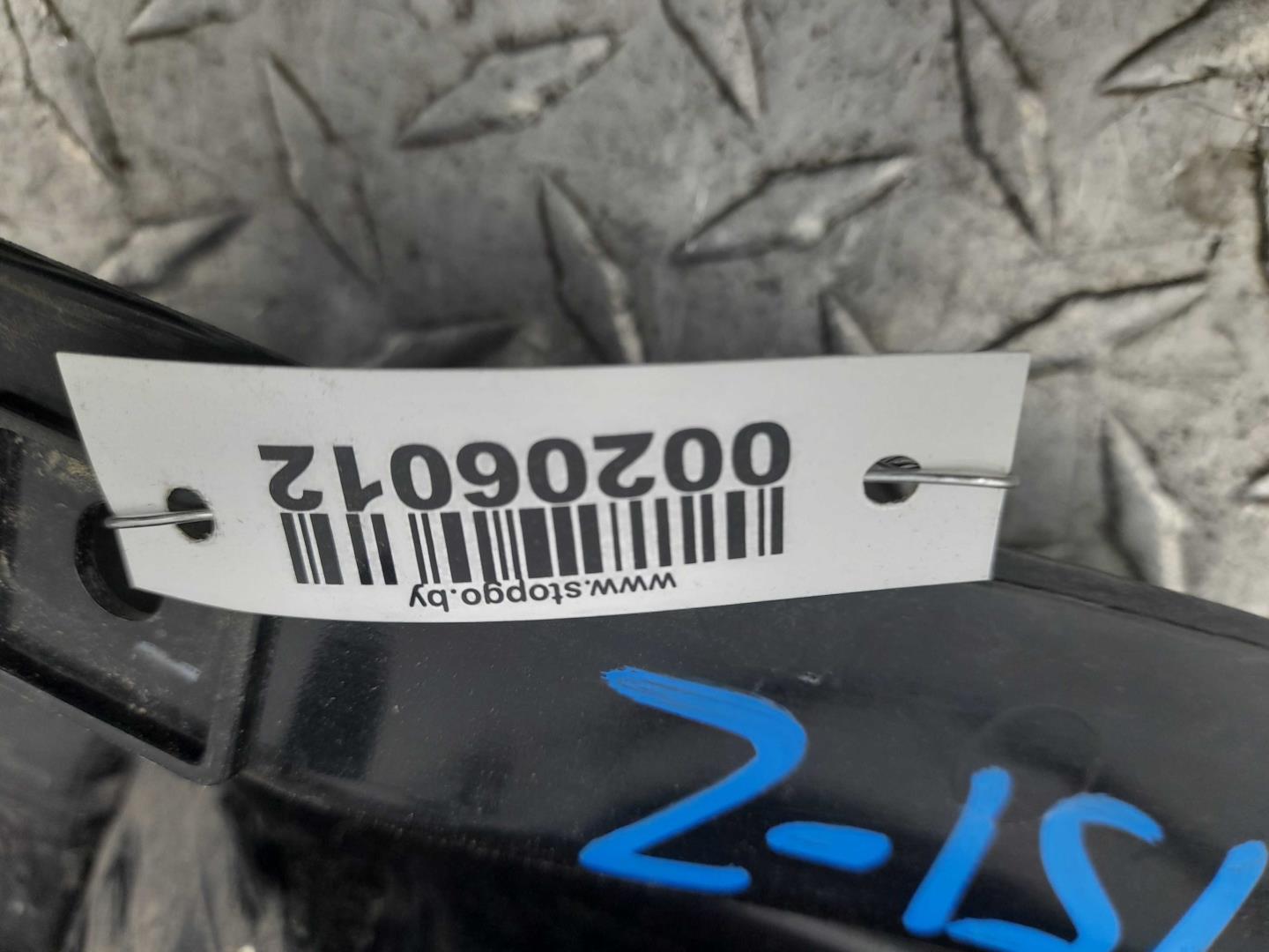 Фонарь задний наружный правый