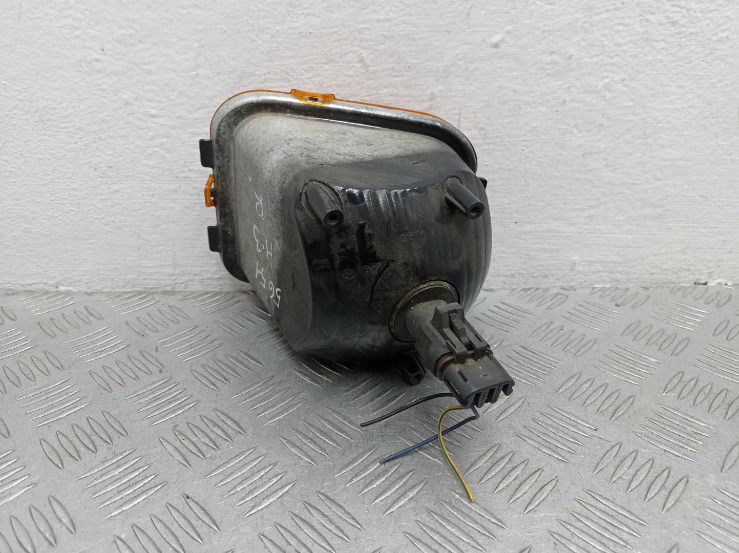 Указатель поворота правый