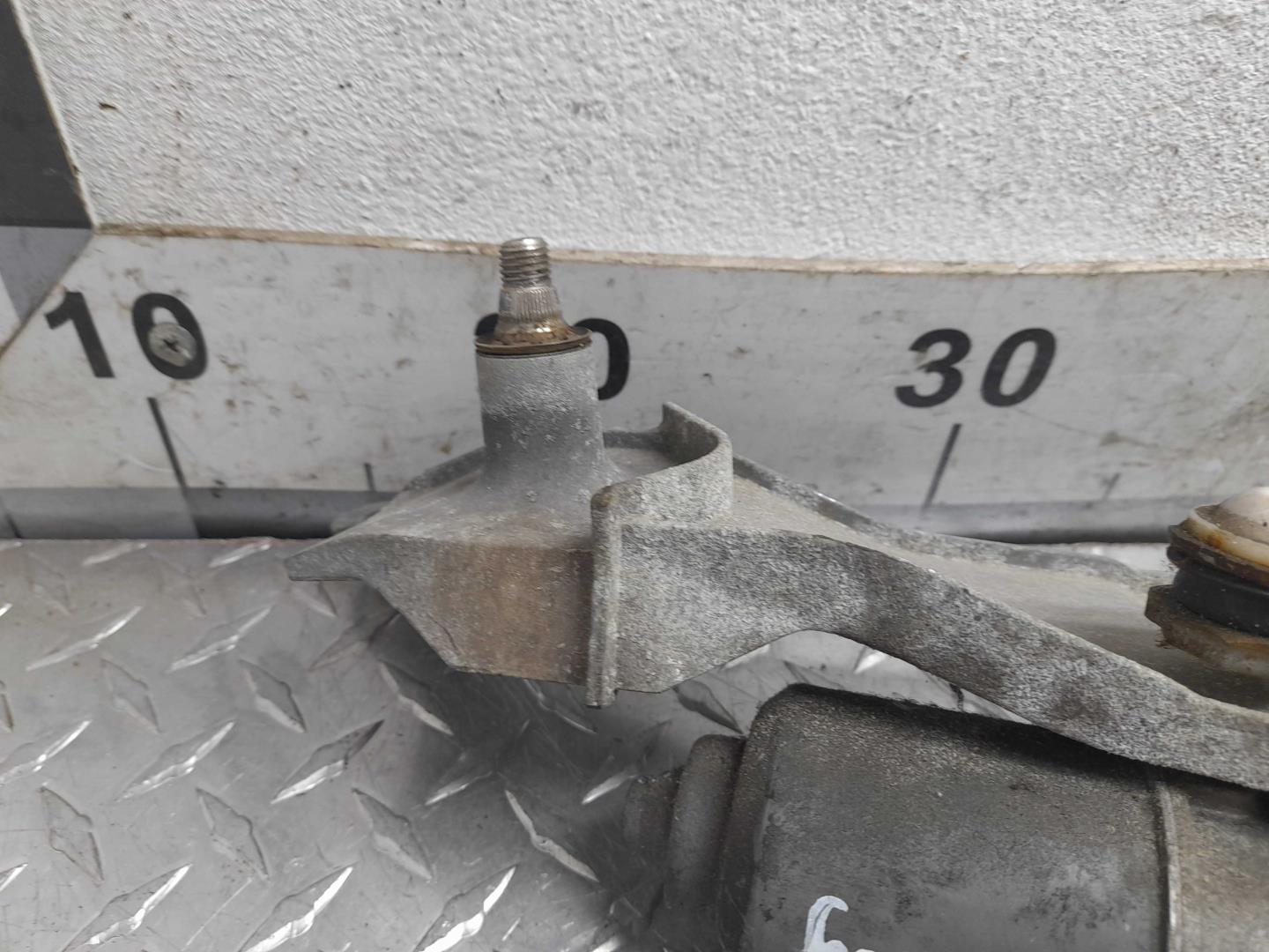 Трапеция стеклоочистителей