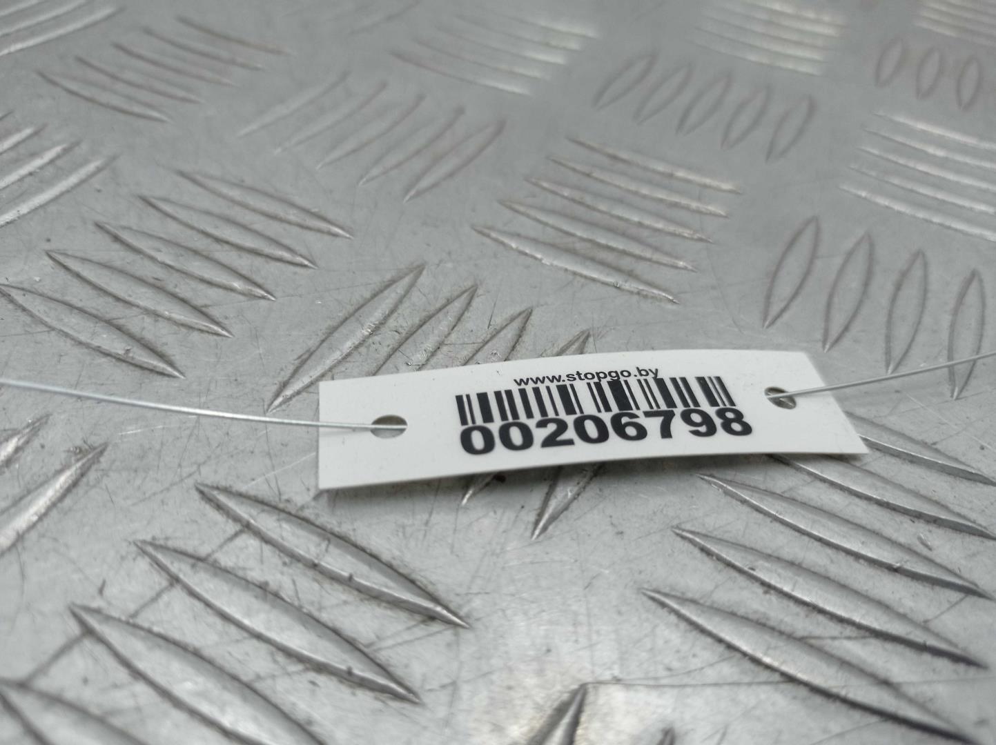 Петля капота левая