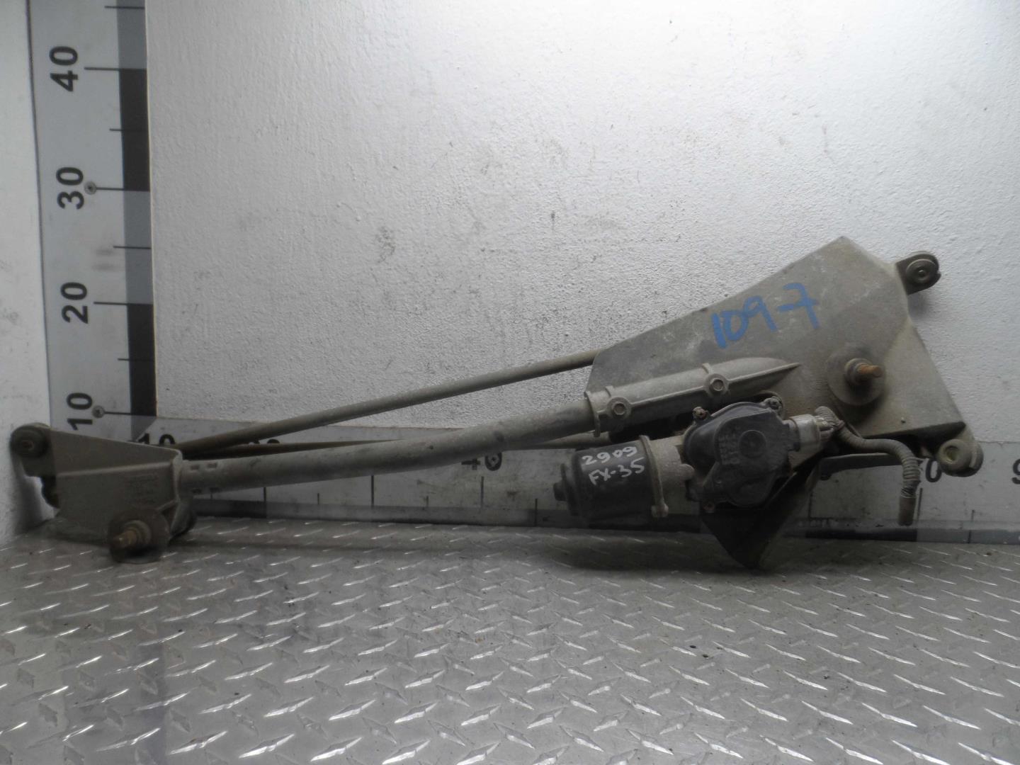 Трапеция стеклоочистителей