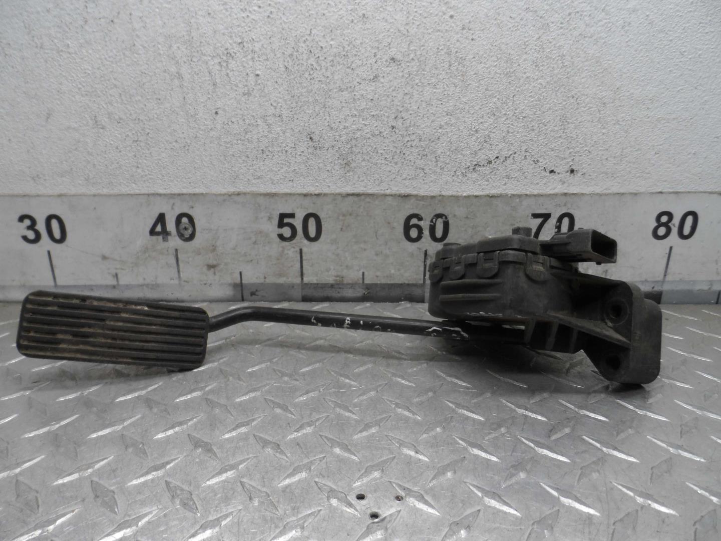 Педаль газа