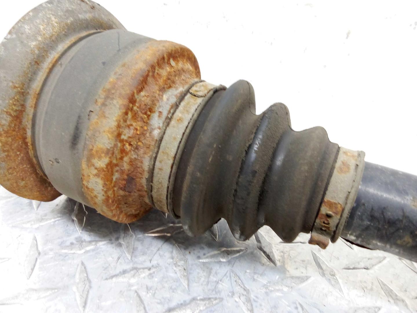 Полуось задняя правая