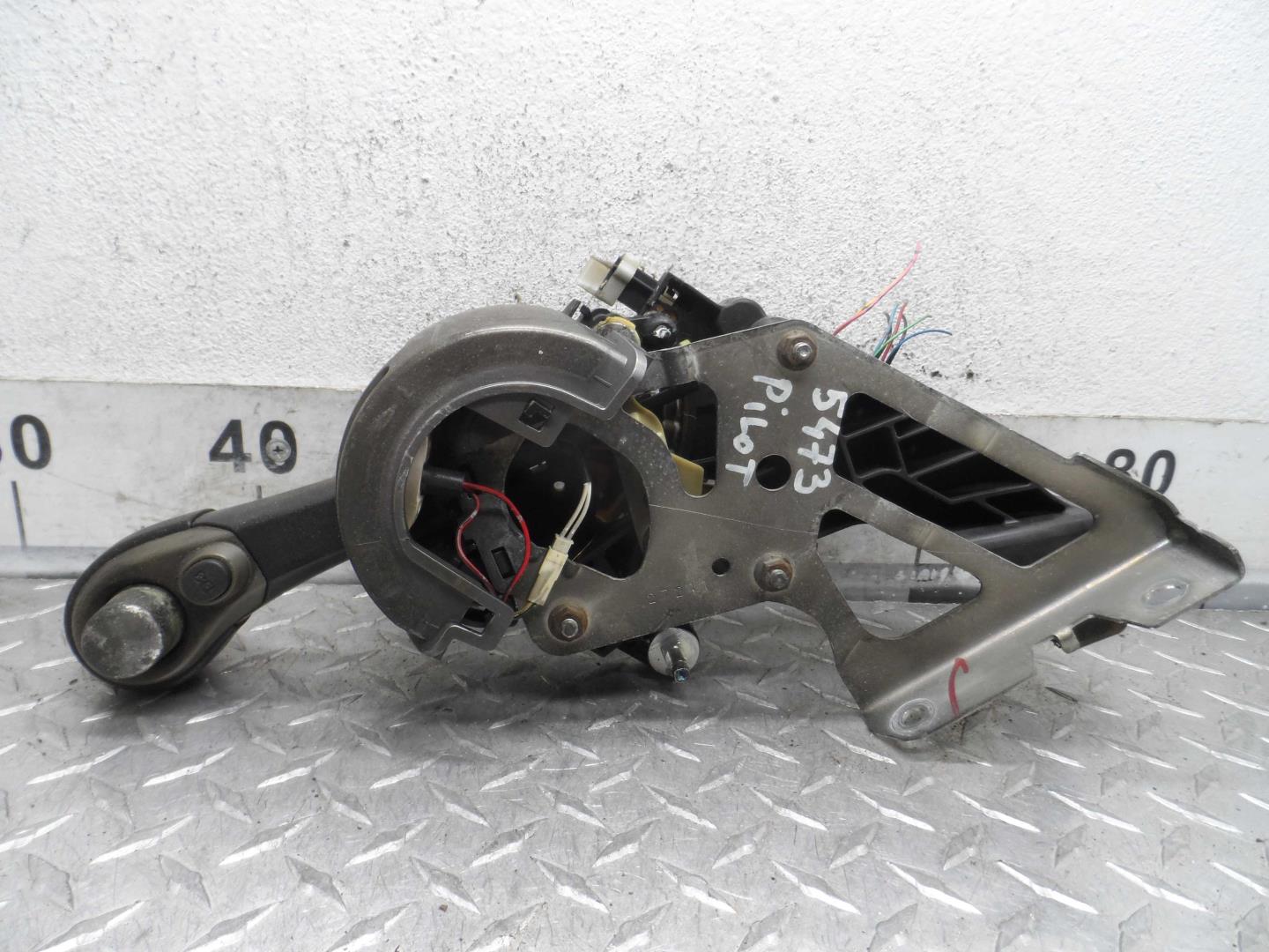 Кулиса МКПП / АКПП