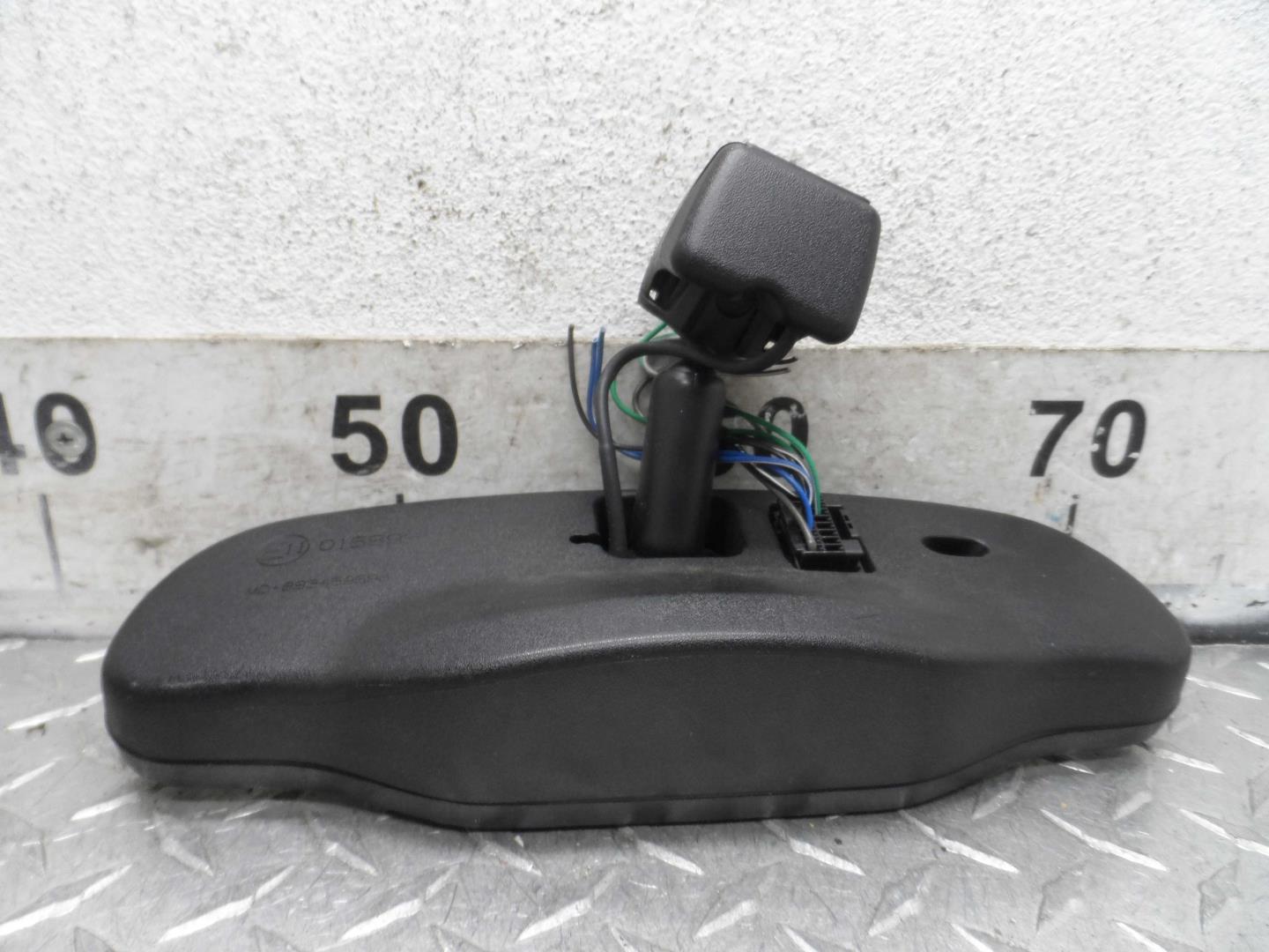 Зеркало заднего вида