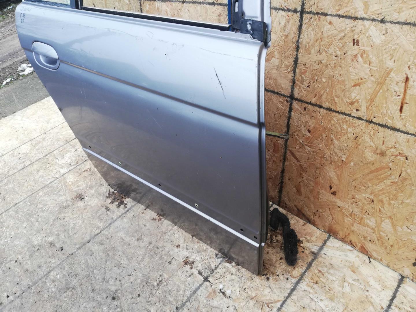 Стеклоподъемник электр. задний правый